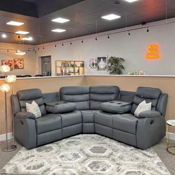 Simple Roma Recliner